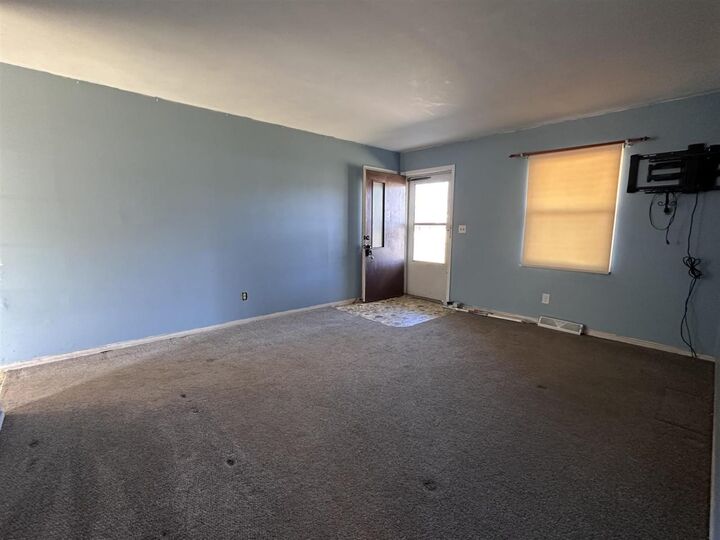 Property Photo:  908 S 16th Street  IN 47374 