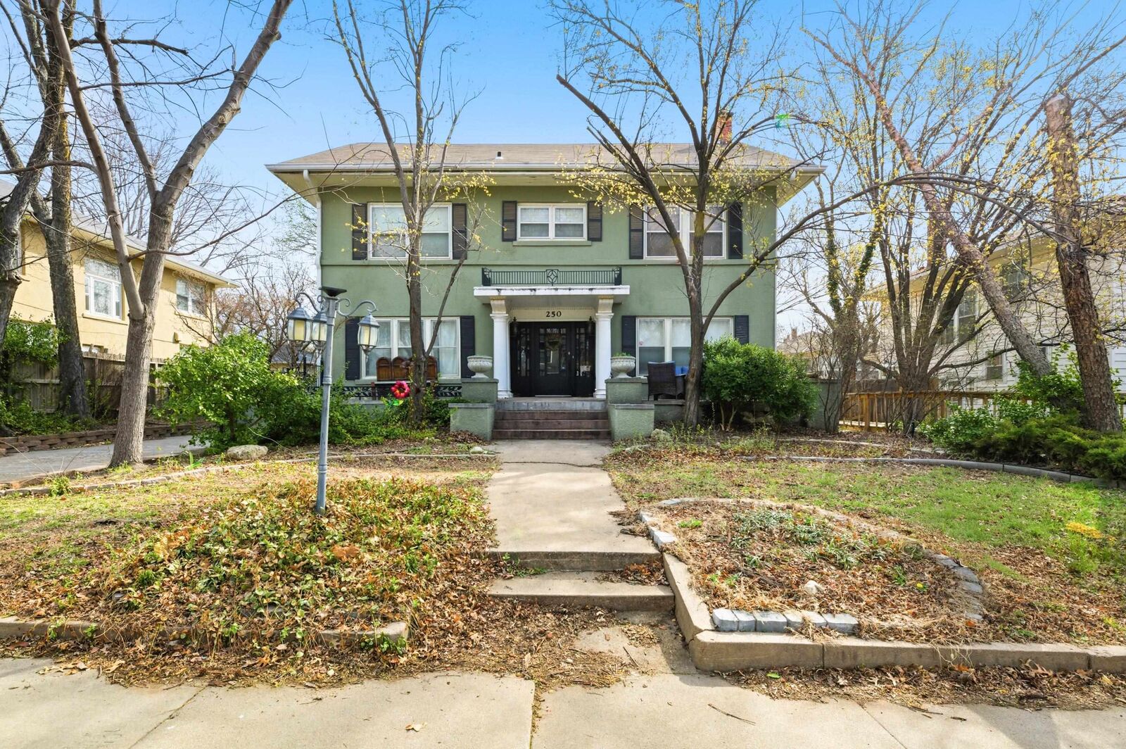 Property Photo:  250 N Bluff Ave  KS 67208 