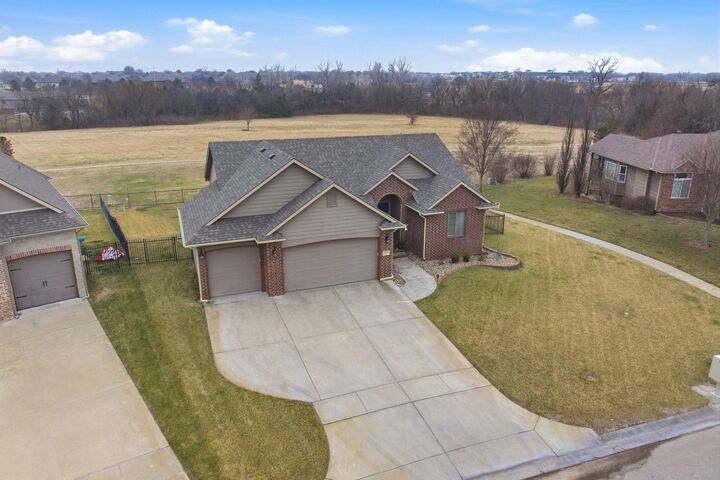 Property Photo:  1442 S Alden St  KS 67230 