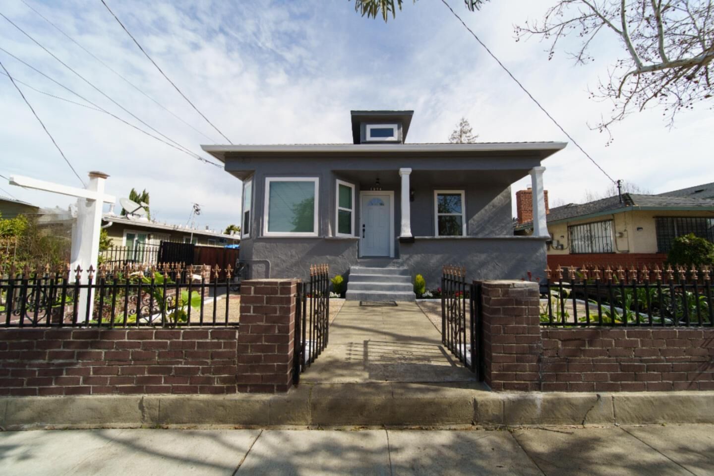 Property Photo:  1274 Palm Street  CA 95110 