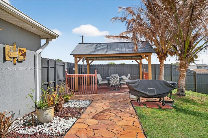 Property Photo:  1220 Moore Run  FL 33935 