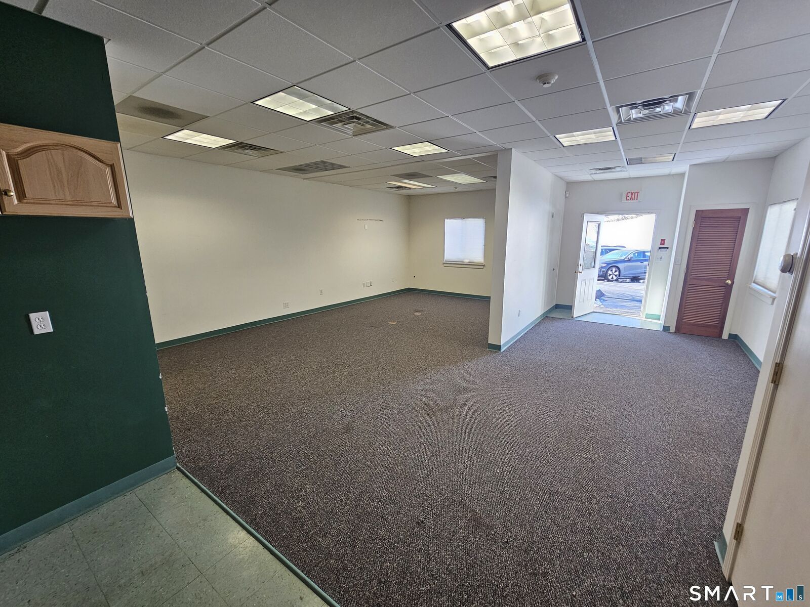 Property Photo: 375 Morgan Lane 207 CT 06516