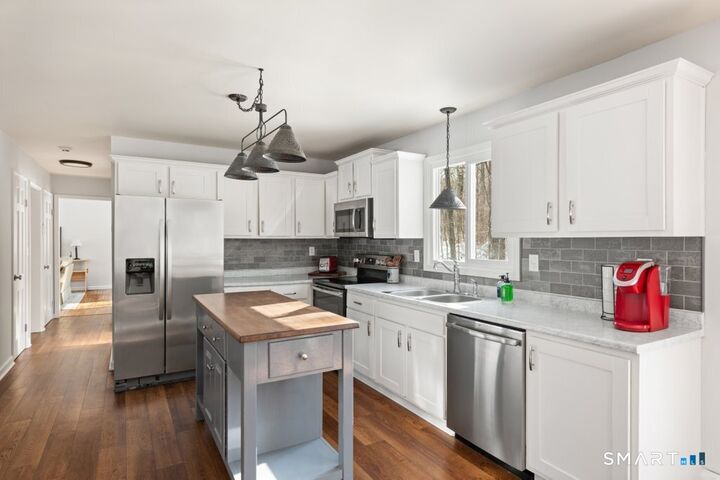 Property Photo:  19 Brookwood Drive  CT 06470 