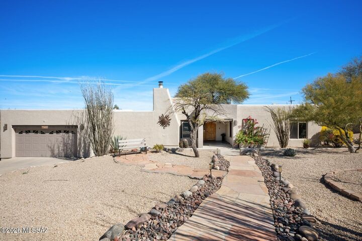 Property Photo: 3040 W Camino Claveles AZ 85745