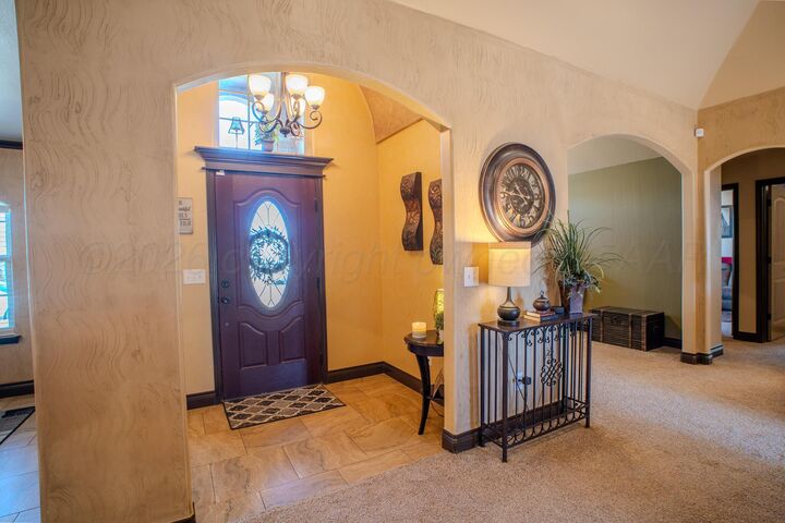 Property Photo:  2801 Nashville Avenue  TX 79118-1163 