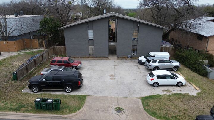Property Photo: 2220 Mission Hill Drive TX 78741