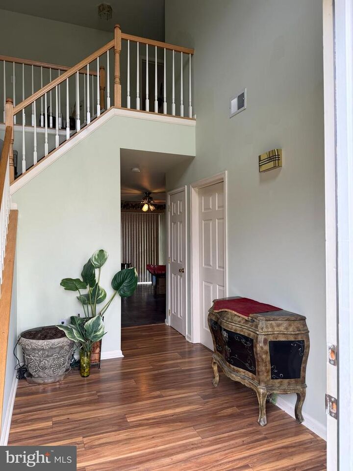 Property Photo: 6 Skyhook Circle NJ 08096