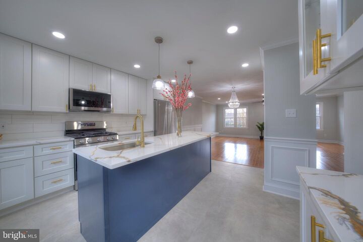 Property Photo: 3154 Stratford Court VA 22124