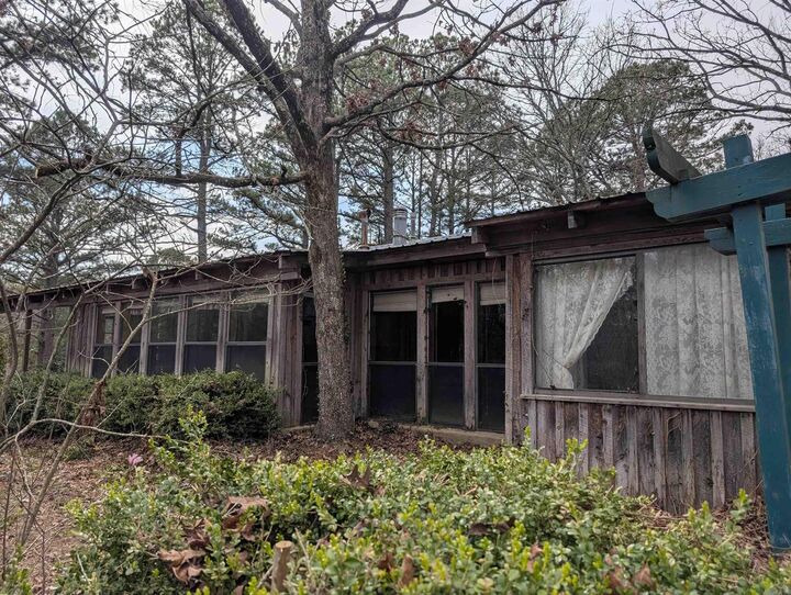 Property Photo:  910 Polk Road 62  AR 71953 