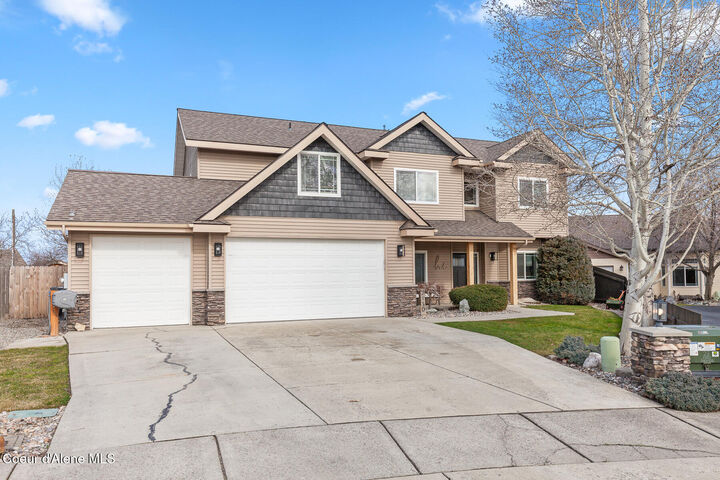 Property Photo:  2110 N Triumph Ct  ID 83854 