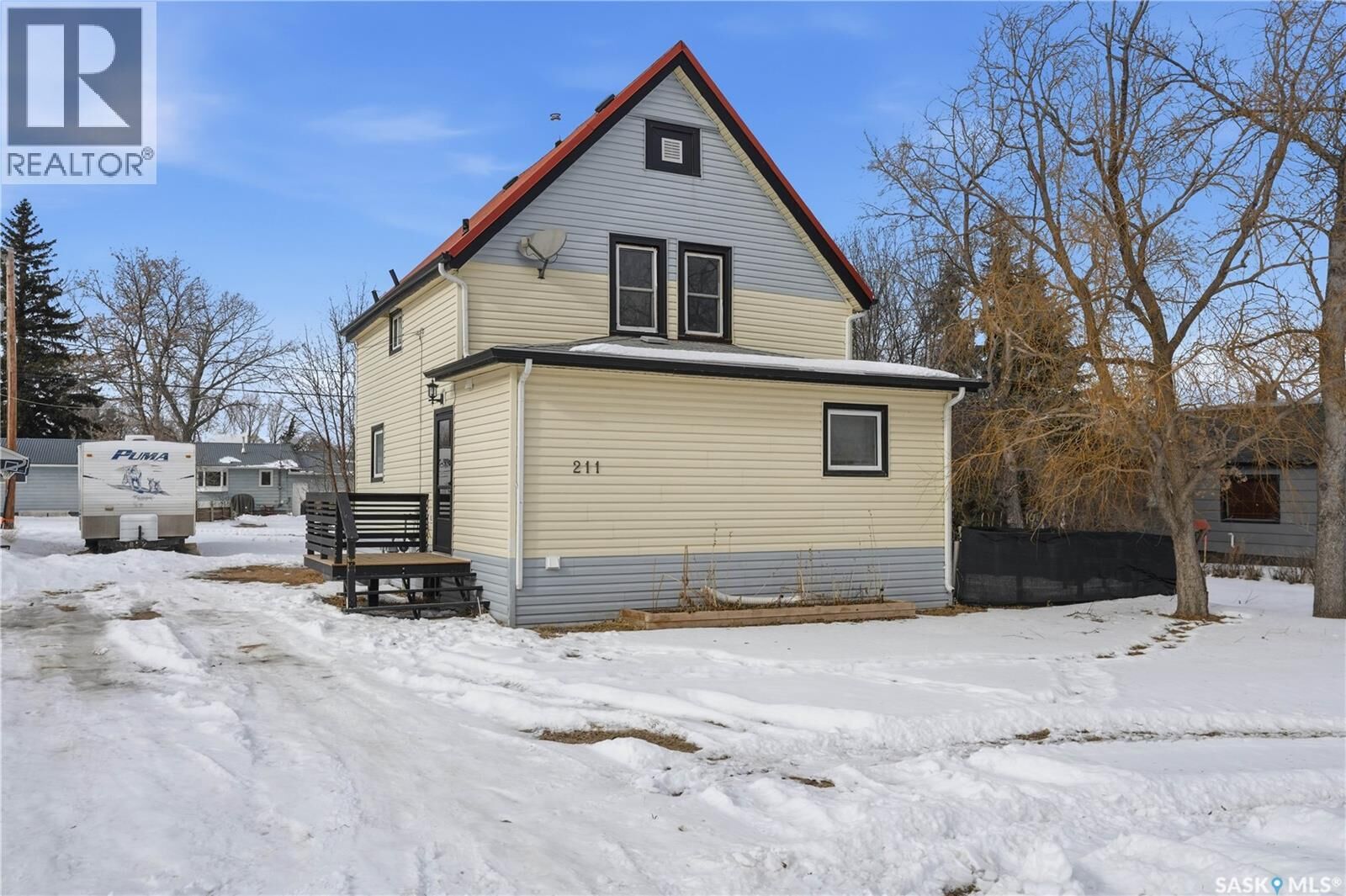 Property Photo: 211 Martin Street SK S0C 2C0
