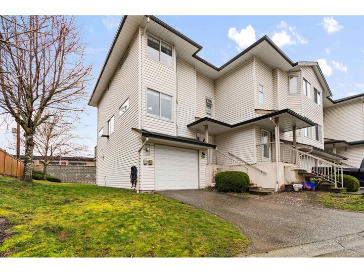 Photo de la propriété: 5904 Vedder Road 7 BC V2R 3E7