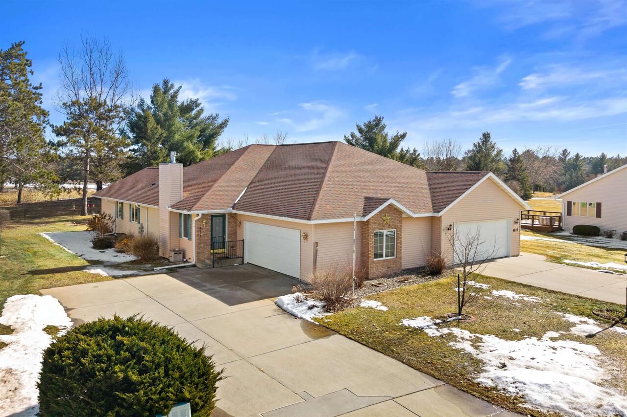 Property Photo:  4621 Ridgeview Court  WI 54494 