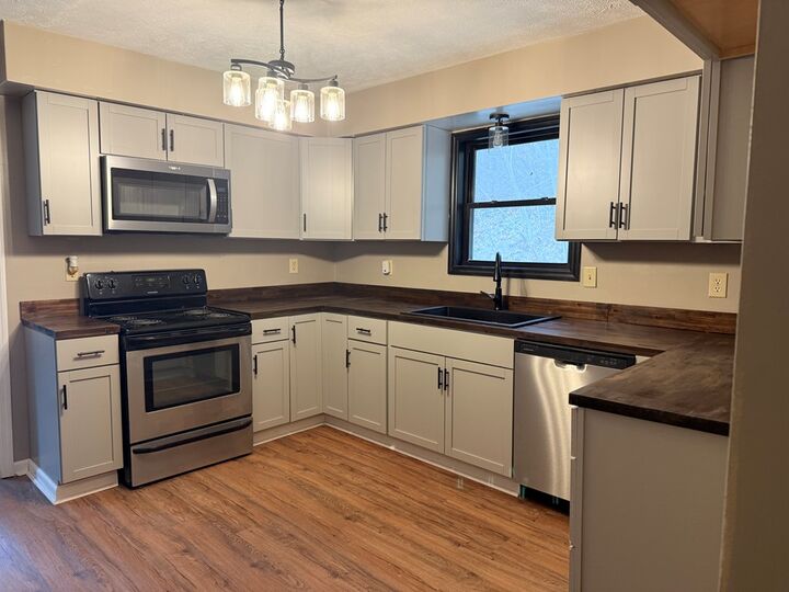 Property Photo: 471 Rt. 1750 KY 41653