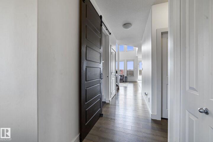 Property Photo:  3695 Allan Drive SW  AB T6W 2K3 