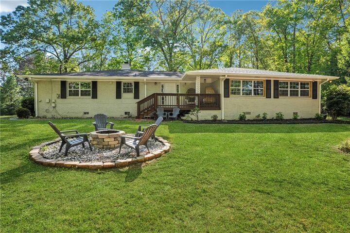 Property Photo:  1155 Christian Circle SE  GA 30013 