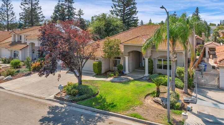 Property Photo:  1779 E Niles Avenue  CA 93720 