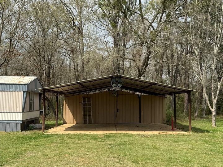 Property Photo:  200 Moffett Lane  LA 71065 