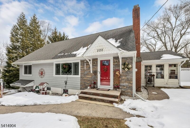 Property Photo:  320 Cedar Hill Ave  NJ 07481 