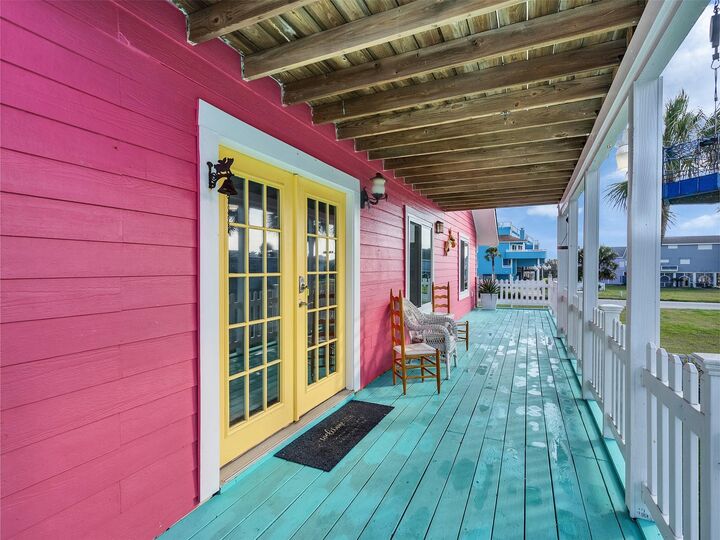 Property Photo:  13707 Pirates Beach Boulevard  TX 77554 