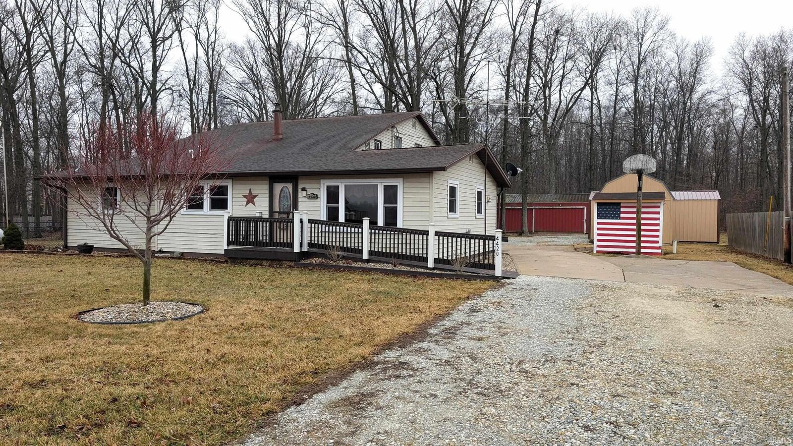 Property Photo:  4420 E 100  IN 46952-6716 