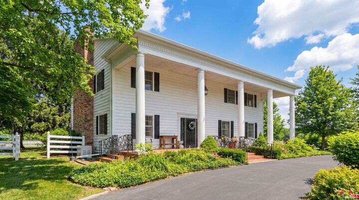 Property Photo:  3083 County Rd 36  IN 46706 