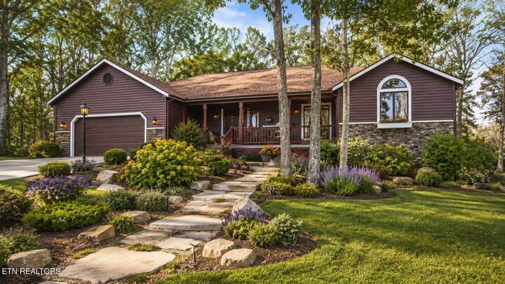 Property Photo:  31 Kingsboro Lane  TN 38558 
