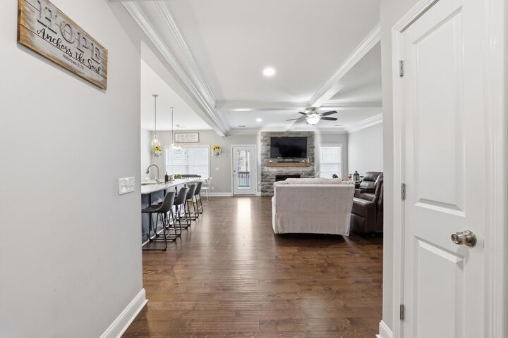 Property Photo: 627 Four Winds Drive KY 40475