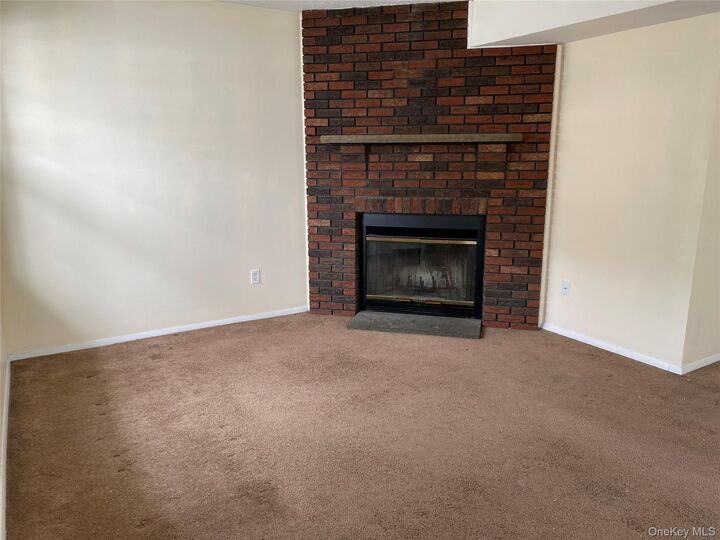 Property Photo:  2203 Whispering Hills  NY 10918 