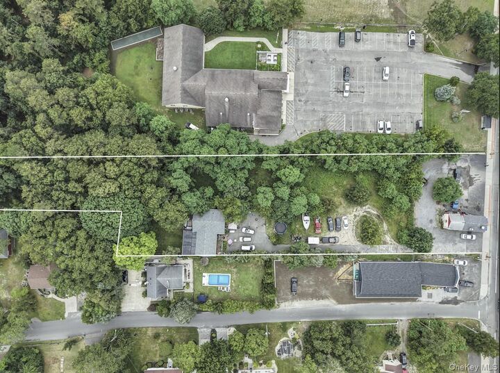 Property Photo:  669 Flanders Road  NY 11901 