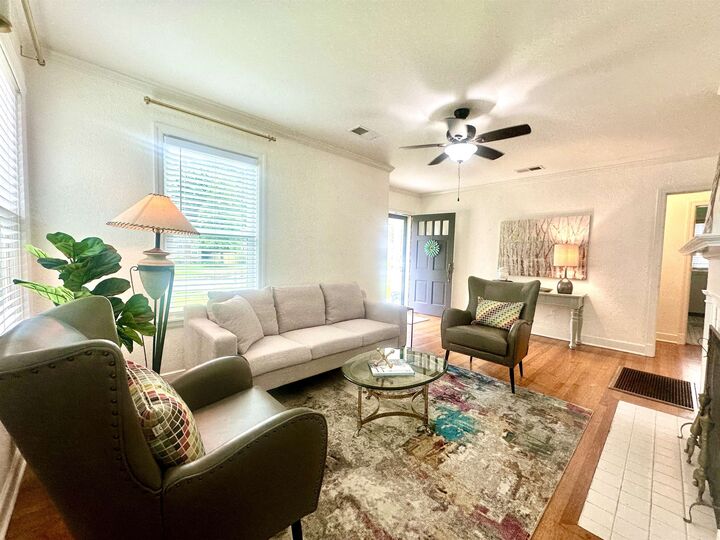 Property Photo:  3704 Charleswood Ave  TN 38122 
