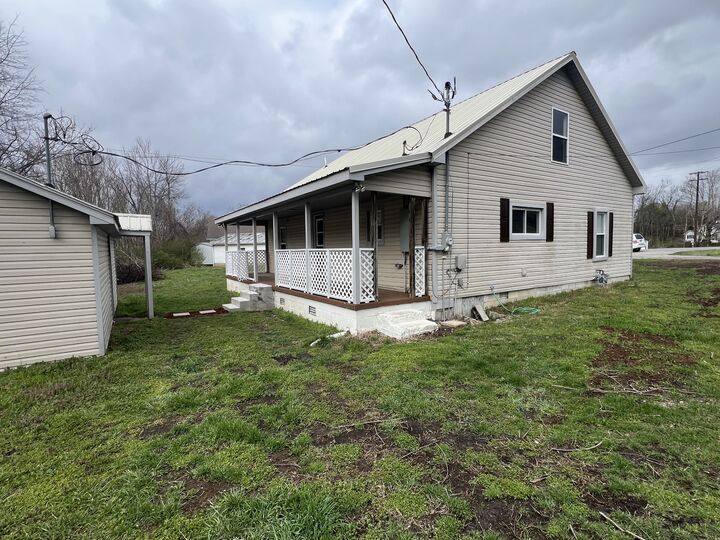 Property Photo:  666 Brattontown Cir  TN 37083 