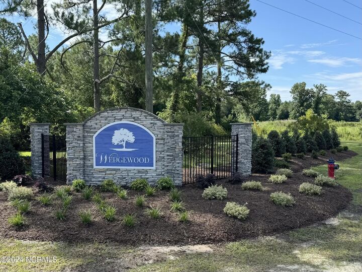 Property Photo:  505 Sea Ray Cove  NC 28445 