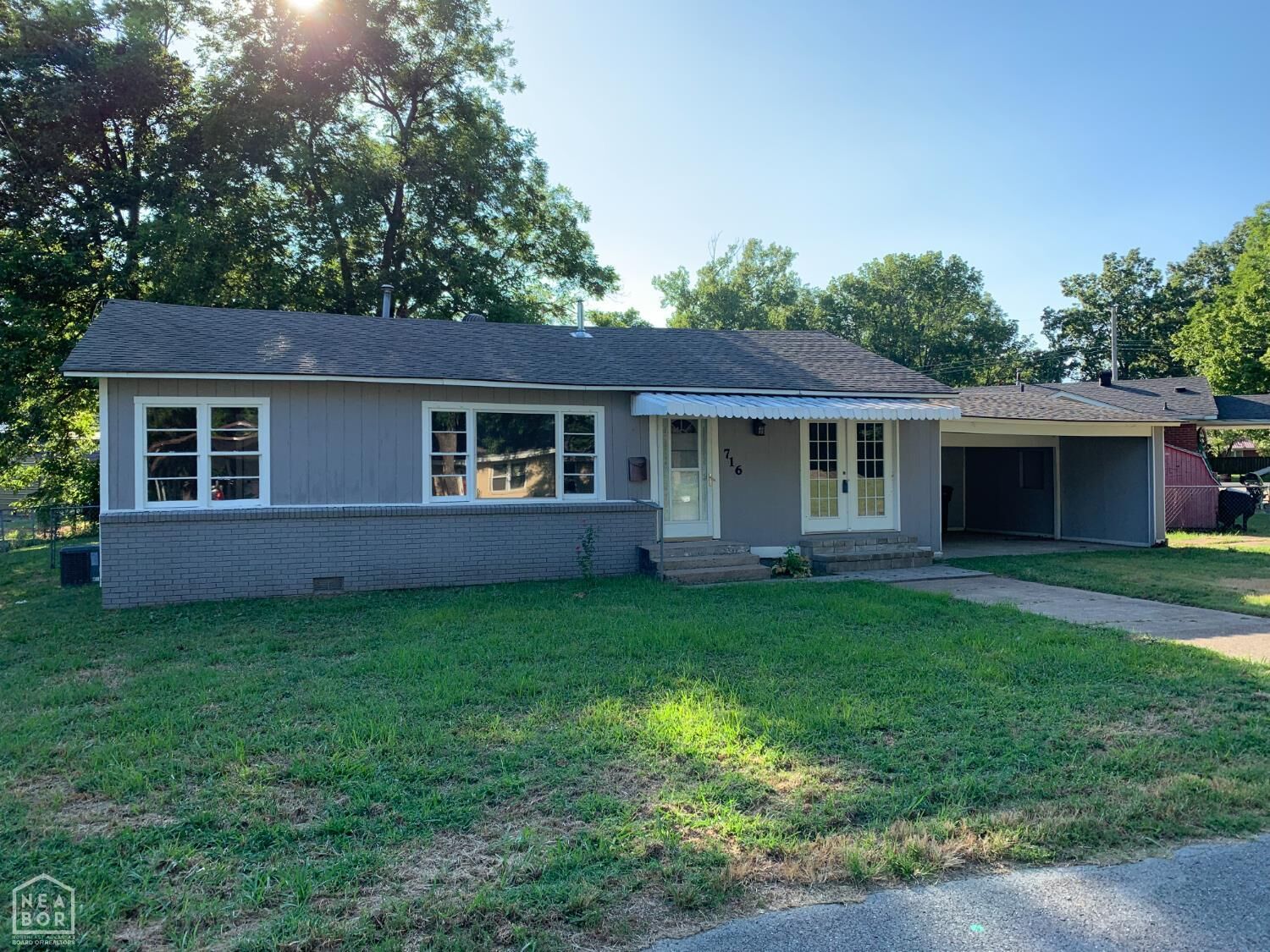 Property Photo:  716 Florida Street  AR 72476 