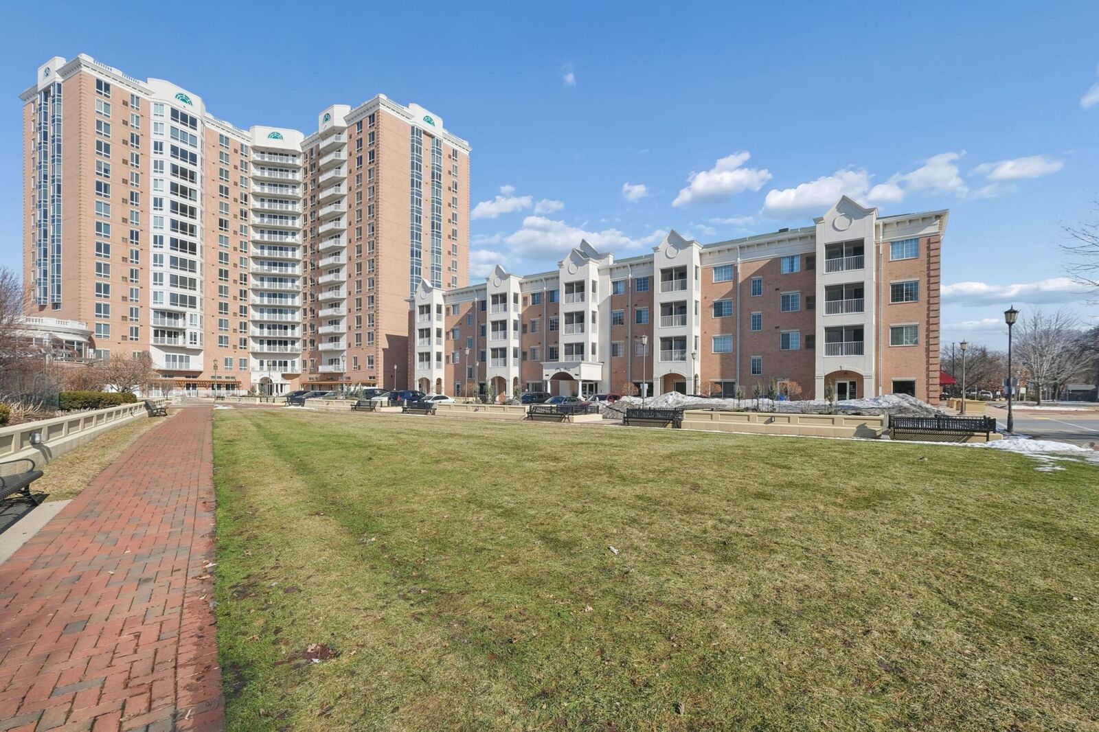 Property Photo:  6640 Lyndale Avenue S 408  MN 55423 