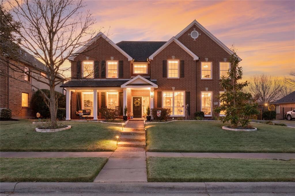 Property Photo:  10 Meadow Ridge Drive  TX 76262 