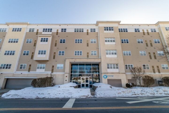 Property Photo:  140 Railroad Ave B203  MA 02062 