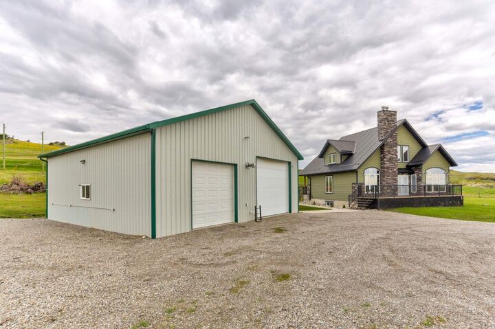 Property Photo: 2222 Twp Rd 7-5 AB T0K 0H0