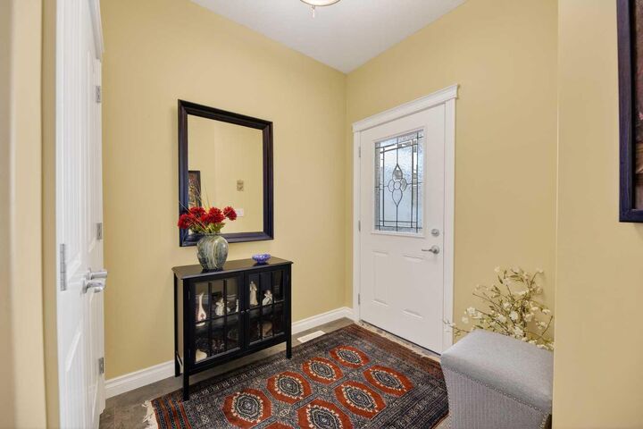 Property Photo:  14 Violet Close  AB T4H 0E4 