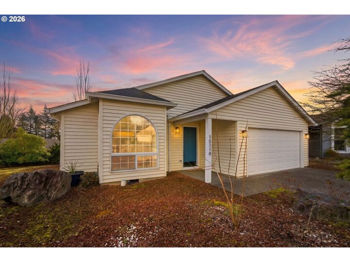Property Photo: 15119 SE 35th St WA 98683