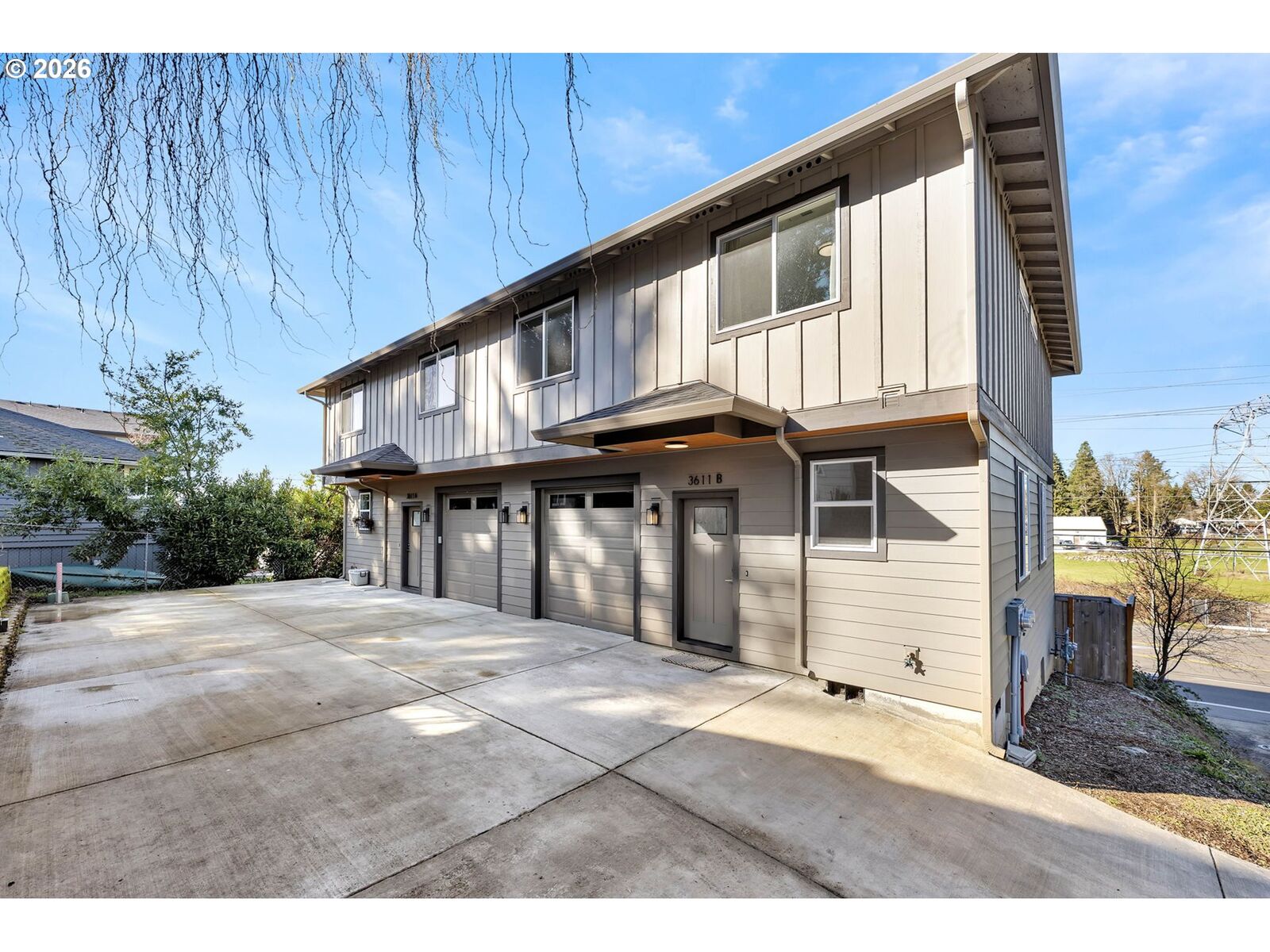 Property Photo:  3611 NE Minnehaha St  WA 98661 