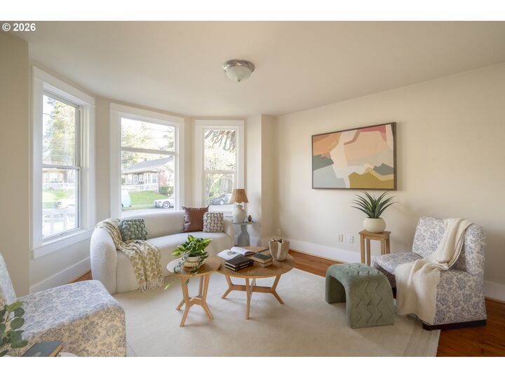 Property Photo:  4057 N Borthwick Ave  OR 97227 