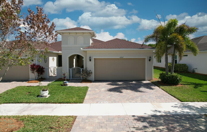 Property Photo:  12857 SW Gingerline Drive  FL 34987 