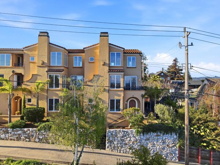 Property Photo:  106 Younger Way D  CA 95060 