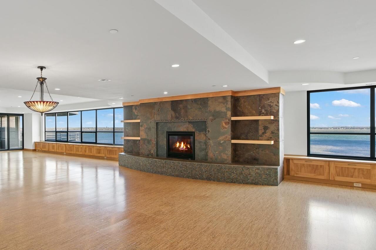 Property Photo: 137 East Wilson Street 510/511 WI 53703