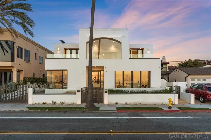 Property Photo: 3535 Riviera Drive CA 92109