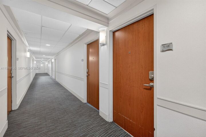 Property Photo: 3801 S Ocean Dr 4R FL 33019