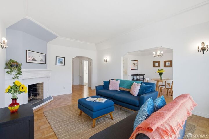 Property Photo:  117 Tiffany Avenue  CA 94110 