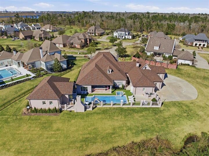 Property Photo:  5917 Sawgrass Court  LA 70605 