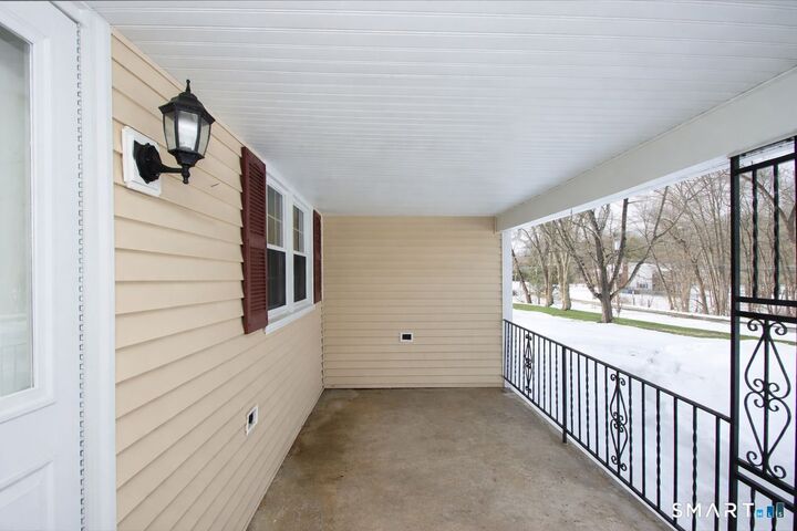 Property Photo:  463 Herbert Street  CT 06477 